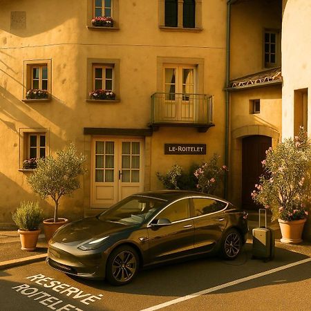 Appart'Hotel Chaleureux Au Coeur De Tullins - Le Roitelet Екстериор снимка